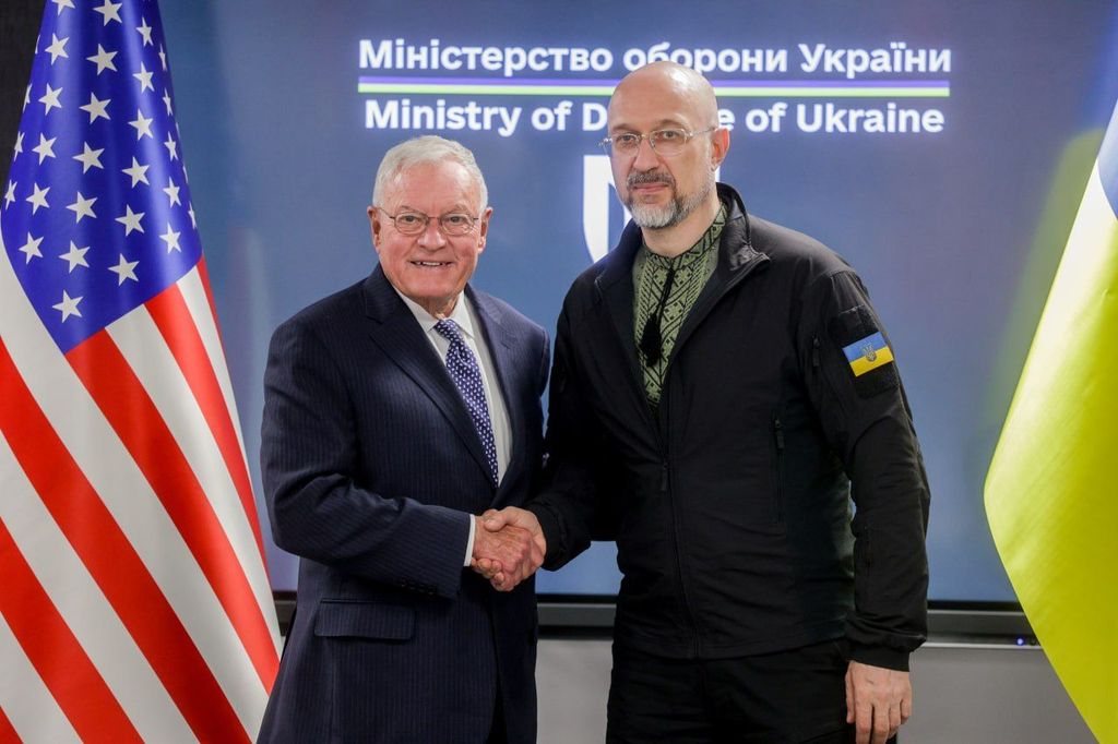 Ukraine’s defense priorities and reliable security guarantees: Denys Shmyhal holds meeting with Keith Kellogg