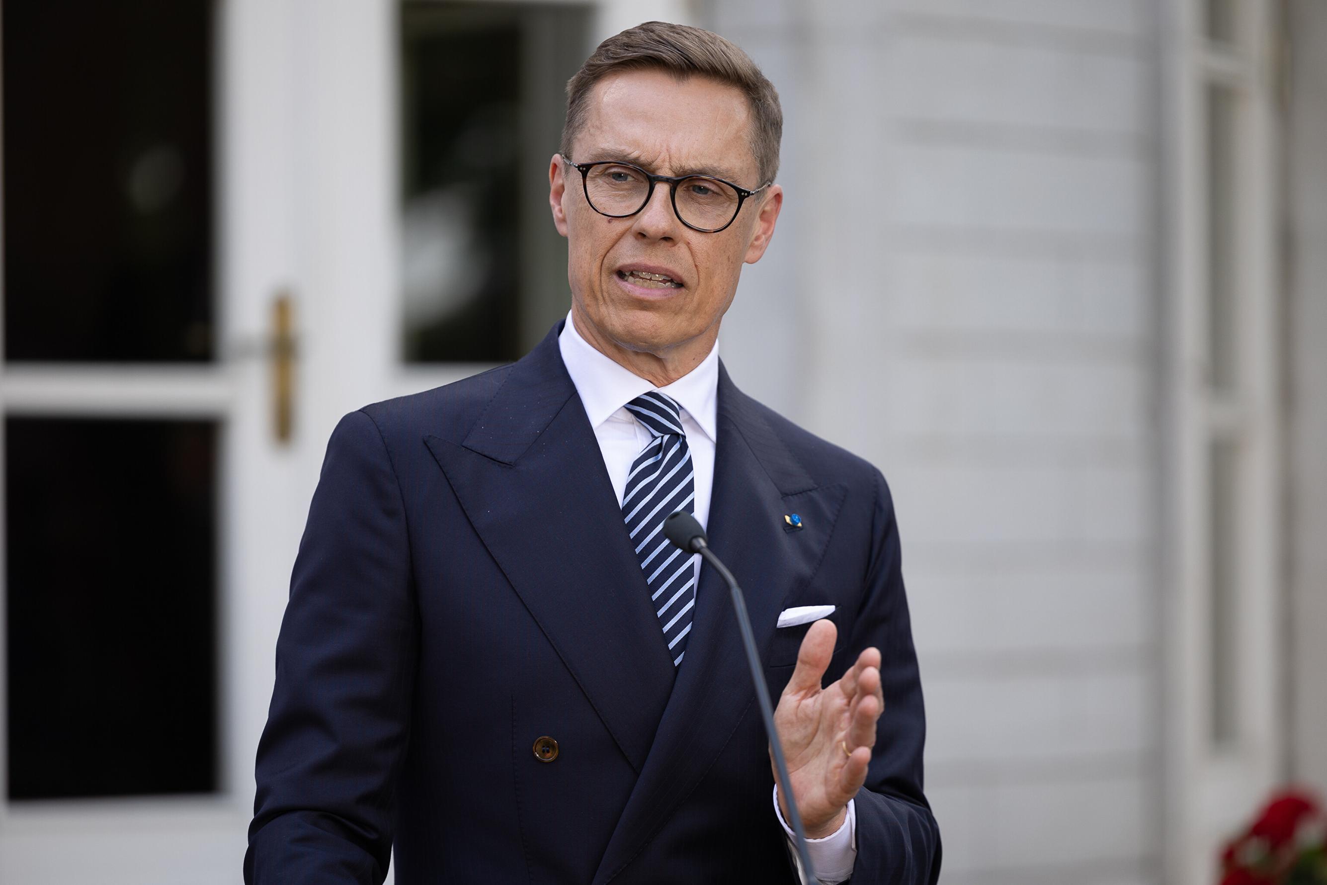 Stubb stated the need to strike the Russian military apparatus
