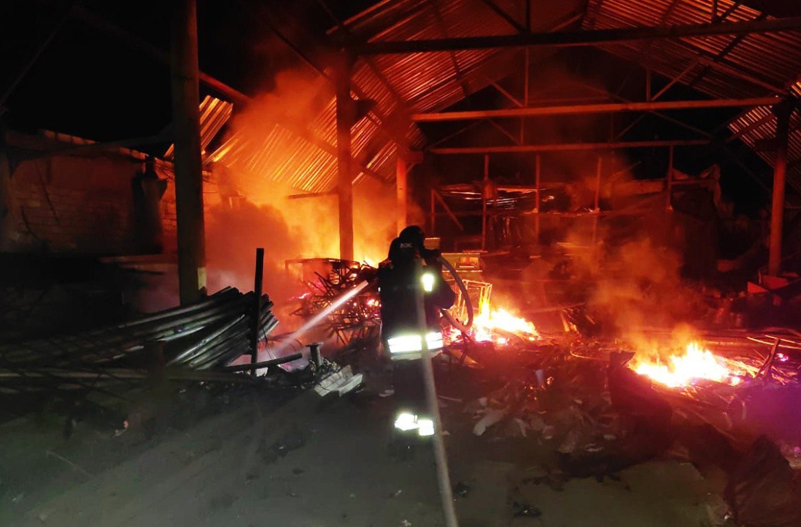 Russian attacks sweep across Ukraine: dozens killed, hundreds injured, massive damage reported