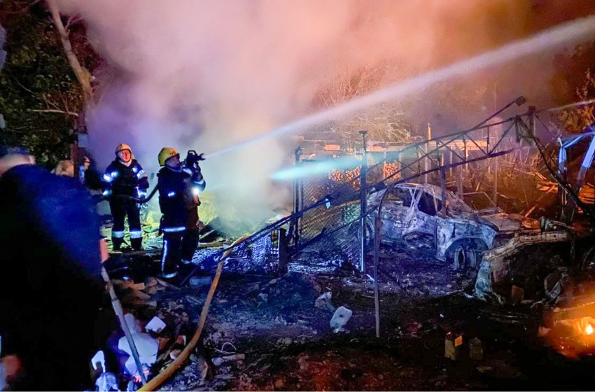 Russian forces launch intense strikes across Ukraine: civilian casualties reported