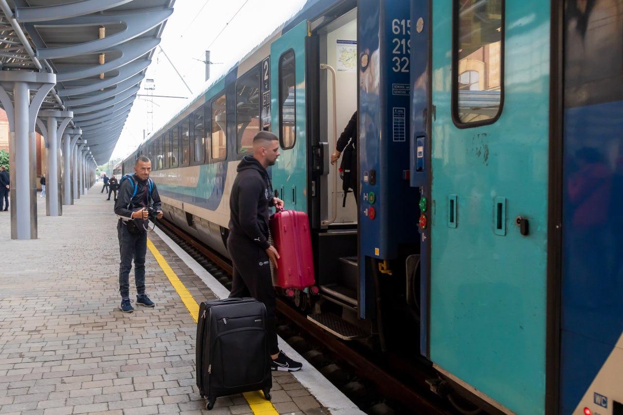 First euro-gauge trains begin service from Uzhhorod to EU cities