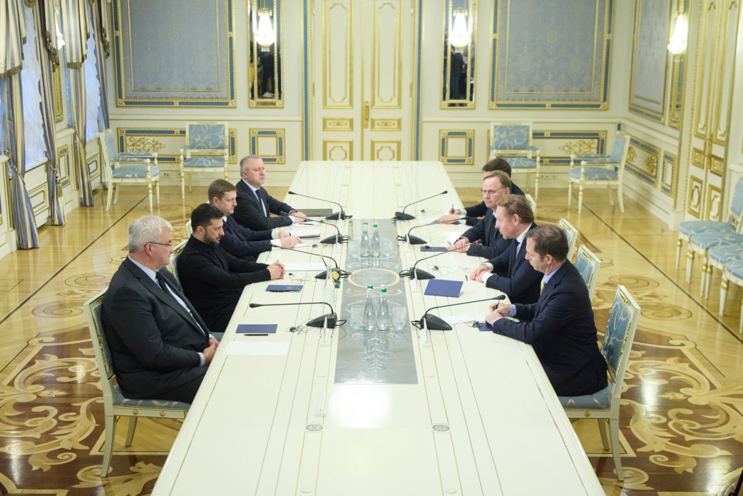 From power grids to war crimes: Zelensky and Hoekstra strengthen Ukraine support