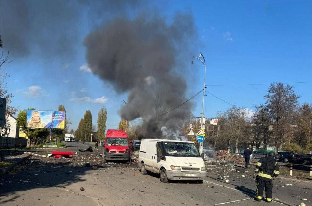 Deadly strike on Chornomorsk: two killed, seven wounded