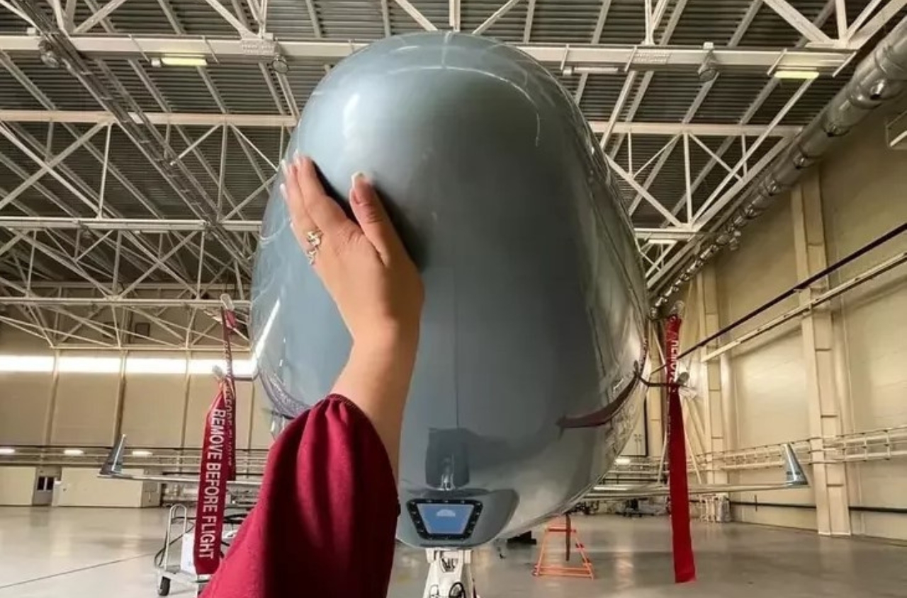 33-year-old Belarusian Yana Leonova extradited to U.S. for smuggling aviation parts to Russia