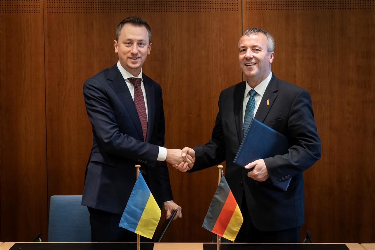 Ukraine and Germany sign declaration to support labor market reforms via JobConnect programme