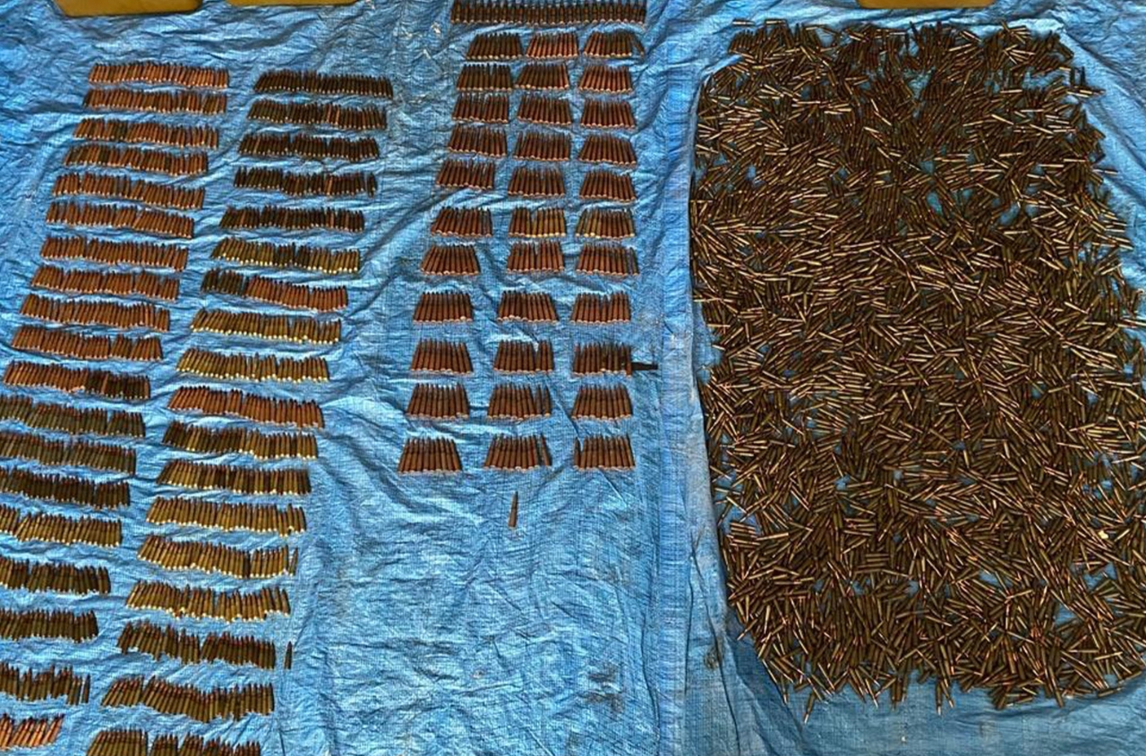 SSU and National Police bust gang attempting to sell one of largest trove of “trophy” weapons since full-scale war