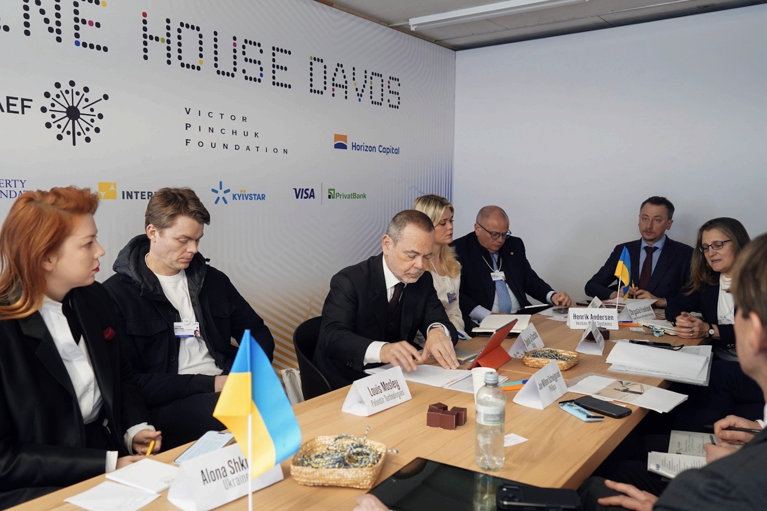 Ukraine showcases postwar reconstruction and energy priorities at World Economic Forum