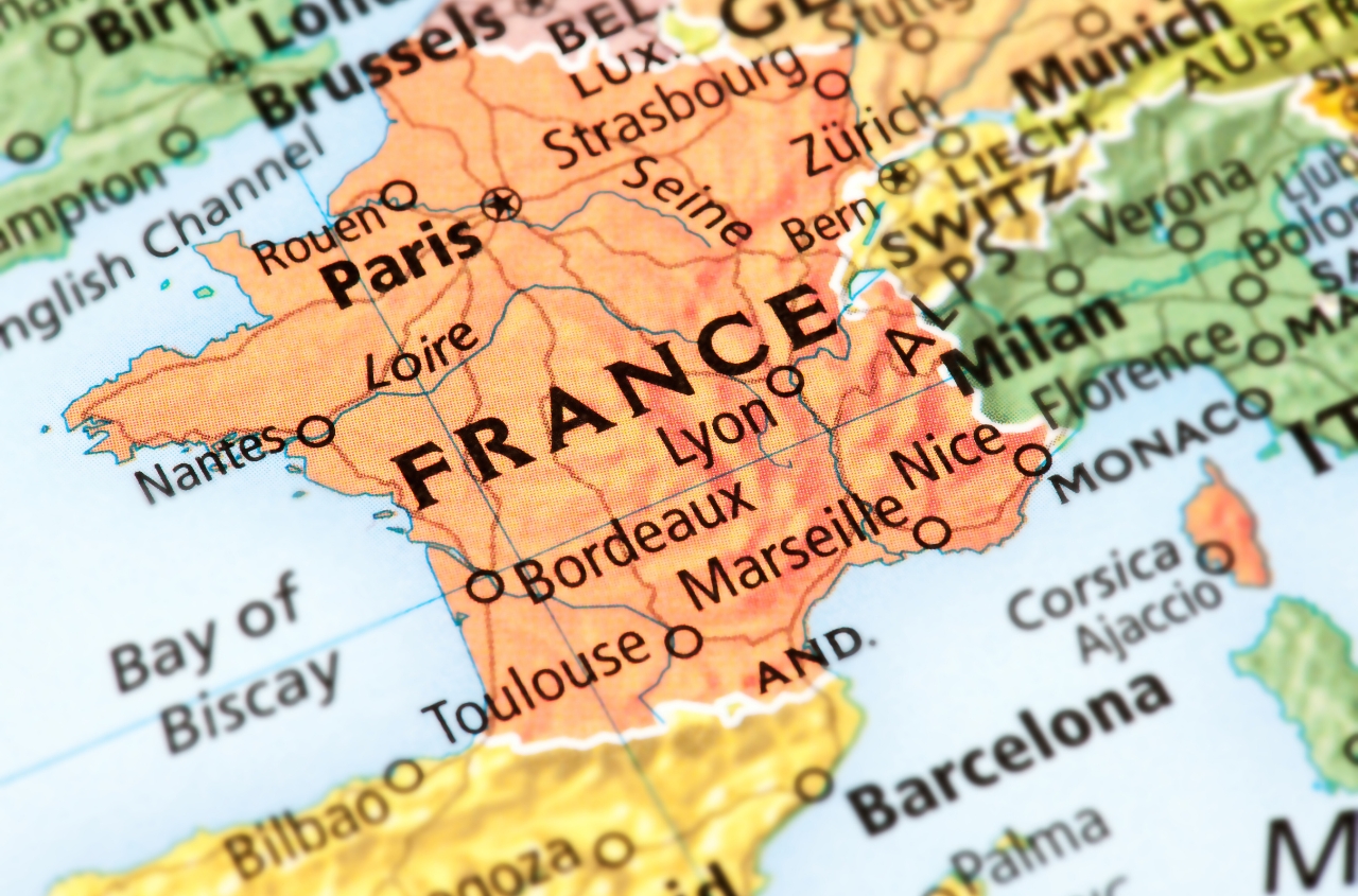 France integrates cyberspace into its national defense system