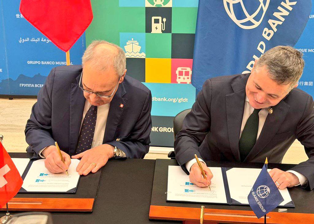 Switzerland signs deal with World Bank to modernize Ukraine’s rail network