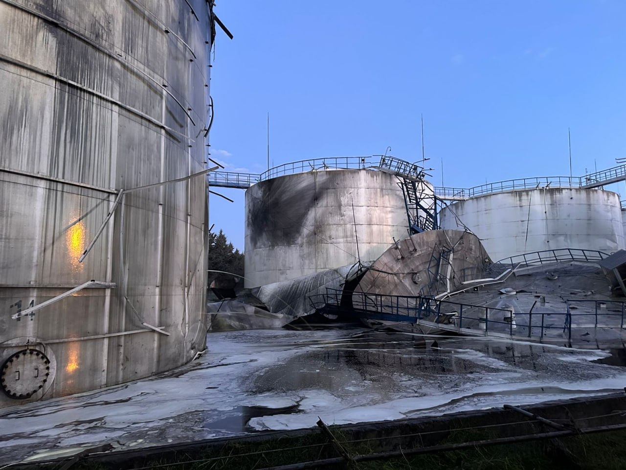 Port of Chornomorsk sees sunflower oil spill after attack