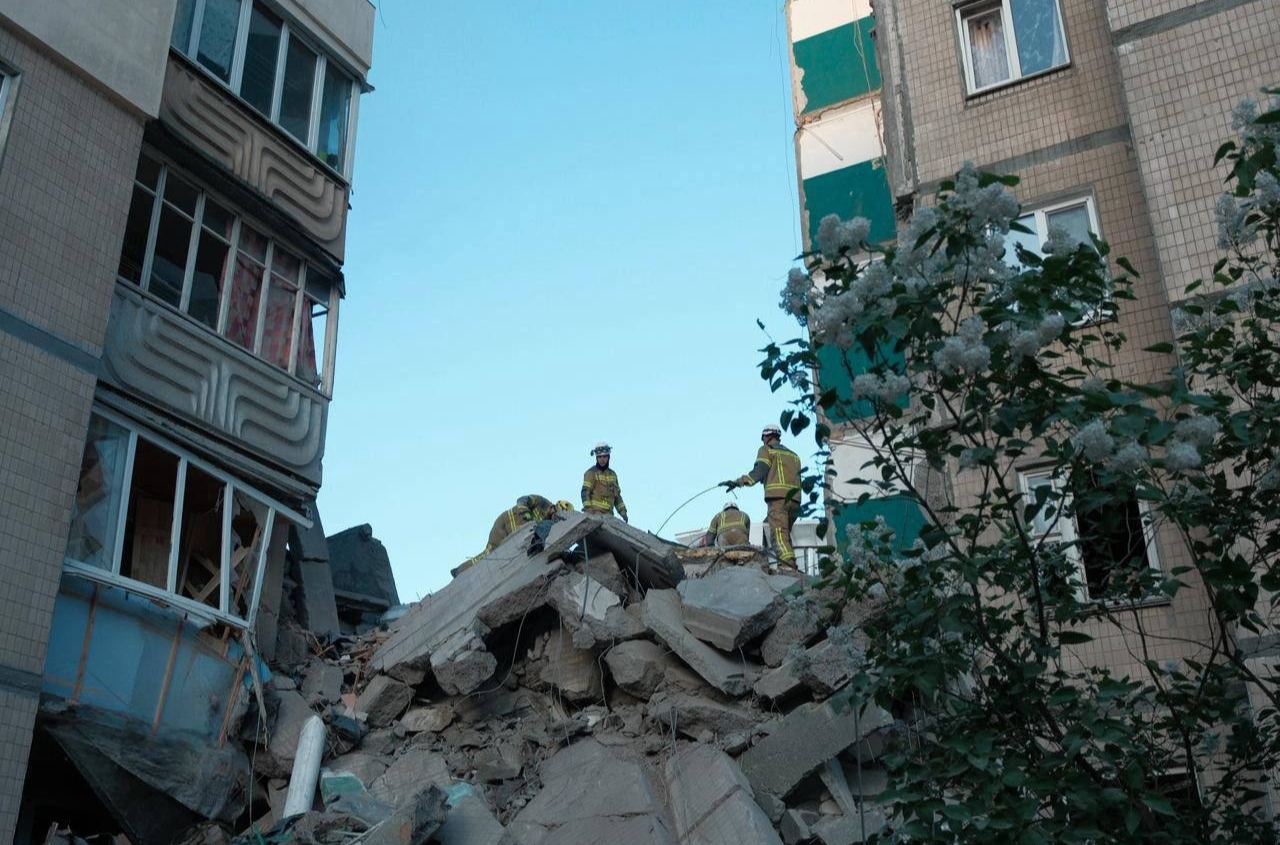 Massive Russian attack on Kyiv kills 16, injures at least 40
