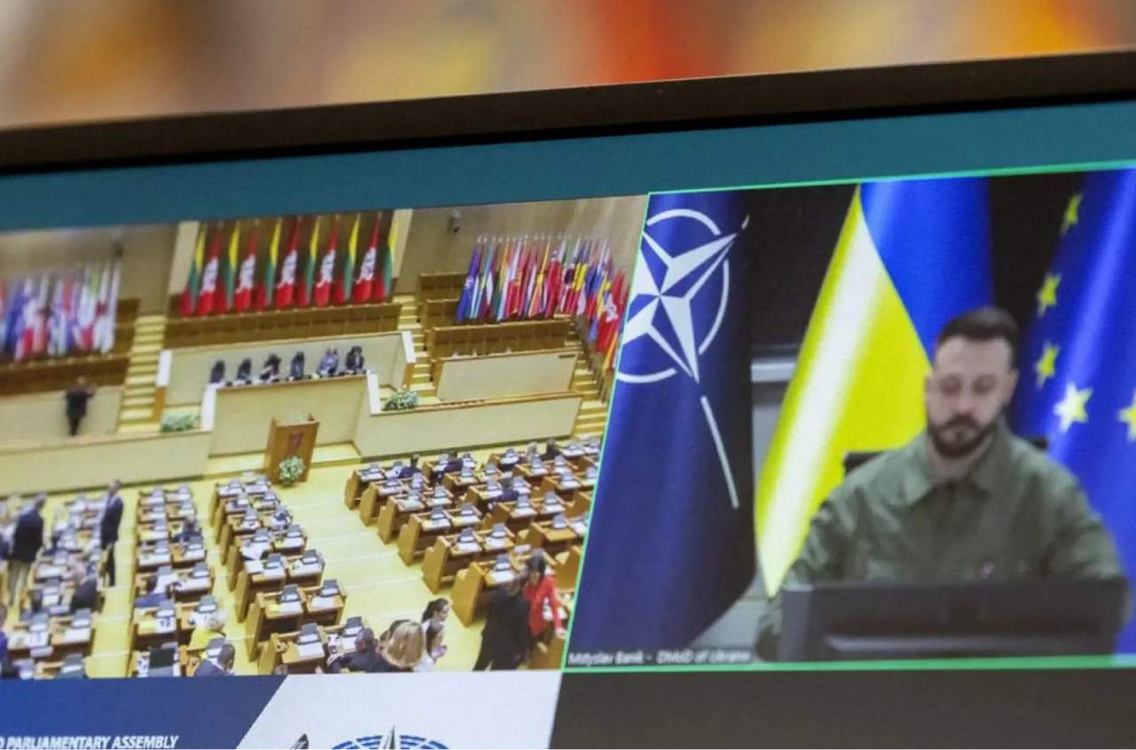 Ukraine urges NATO lawmakers to speed up aid and invest in defense industry