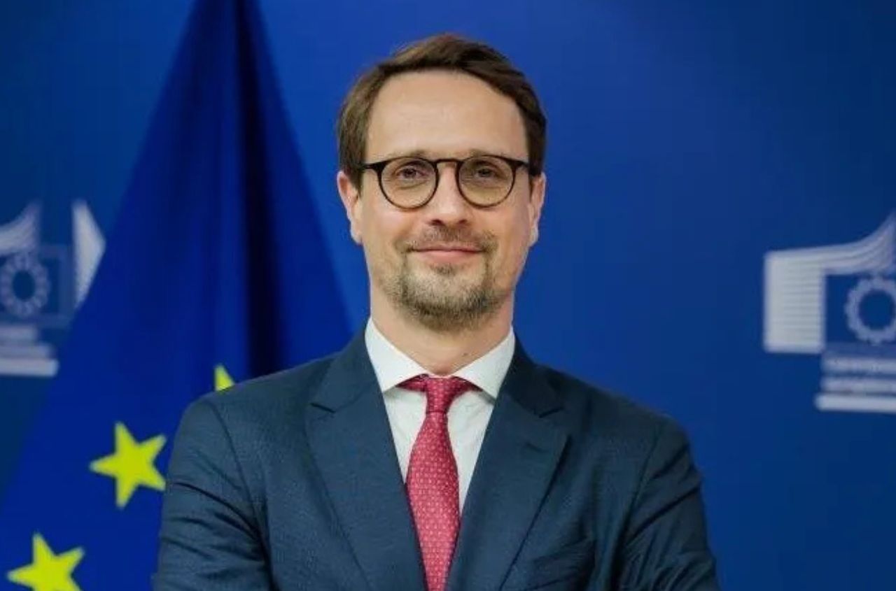 European Commission considers border restrictions for certain Russians
