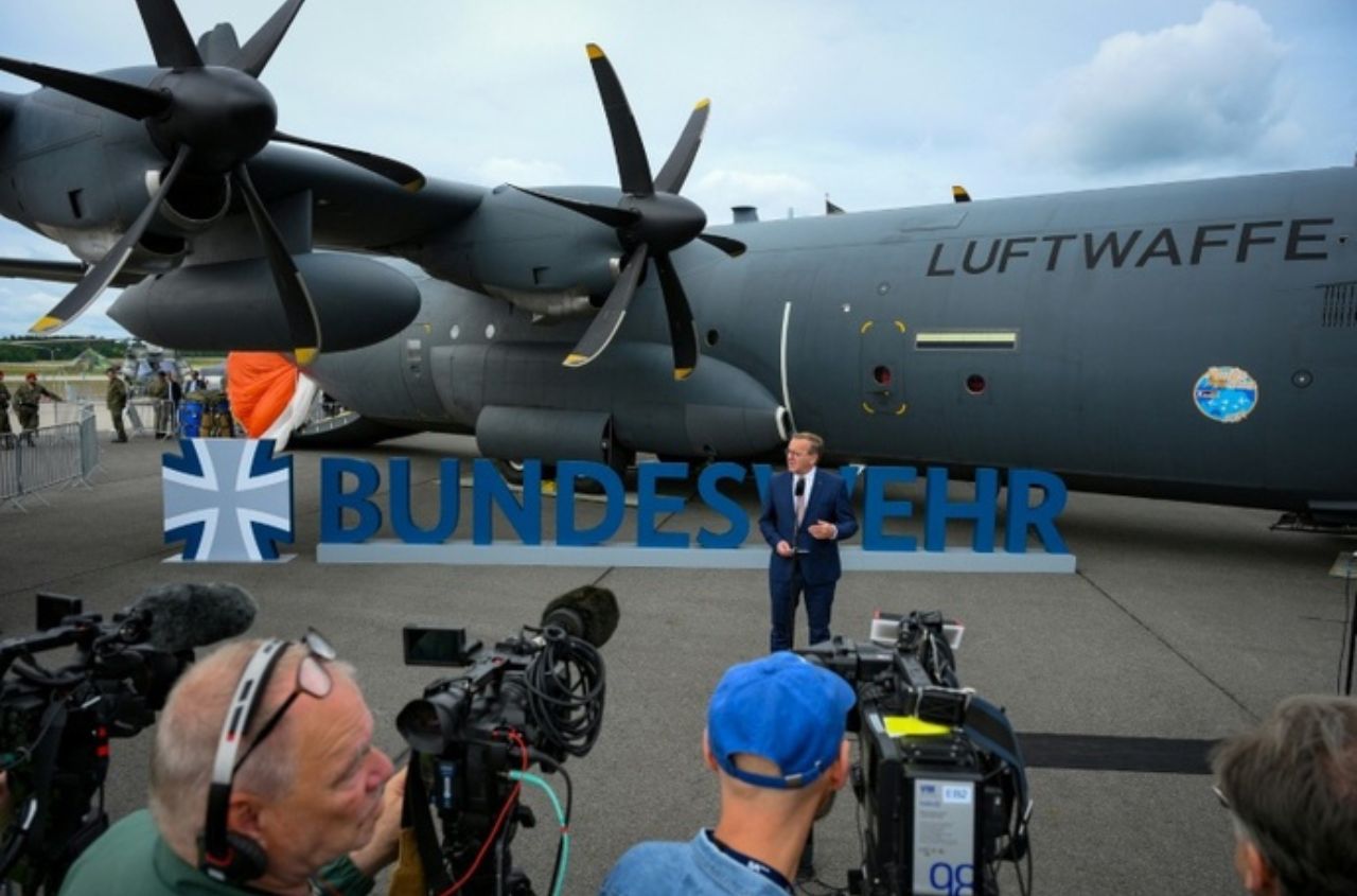 Boris Pistorius: Ukraine’s drone warfare experience is “extraordinary value” for NATO