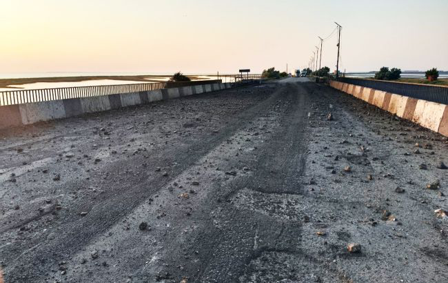 Defence forces struck Chongar and Henichesk bridges again