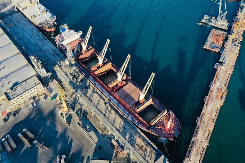 First time in seven years: Ukraine resumes sea shipments of urea