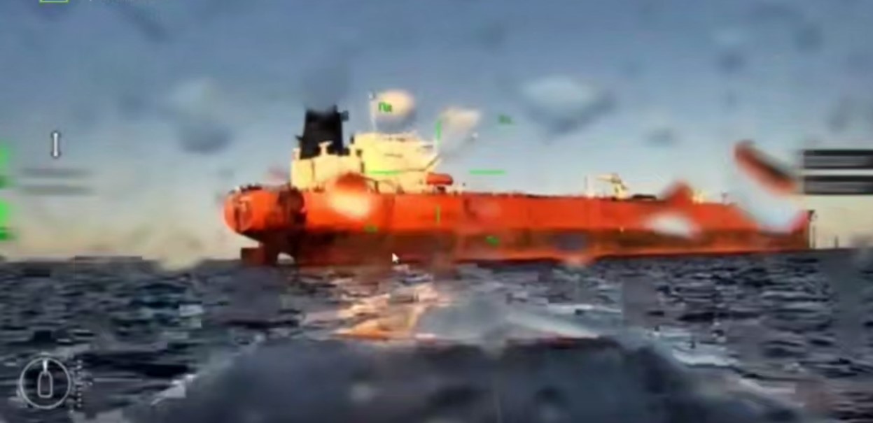 SSU sea drones hit Russian “shadow fleet” tankers 'Louise 1' and 'Banda' in the Black Sea