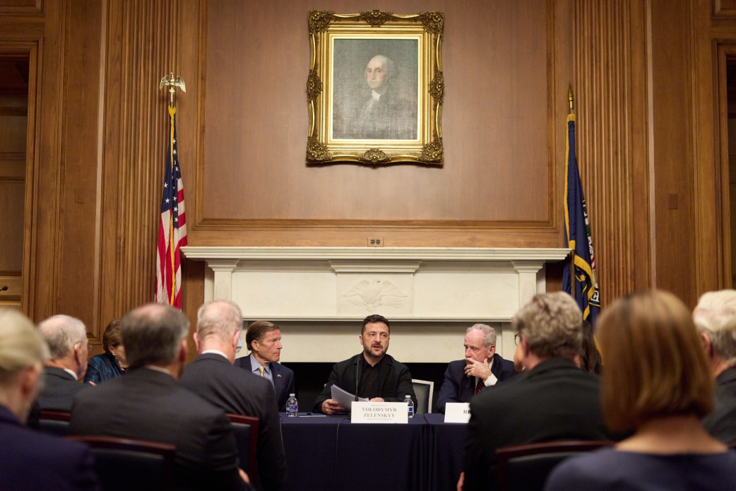 Zelensky meets over 60 U.S. senators as Senate advances Russia sanctions bill