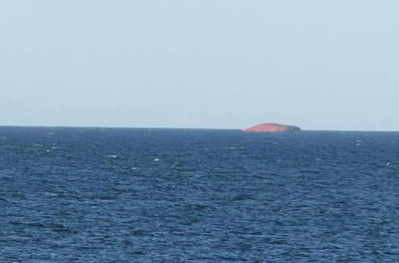 The sunken GOLDEN LEO vessel is currently a potential source of marine pollution