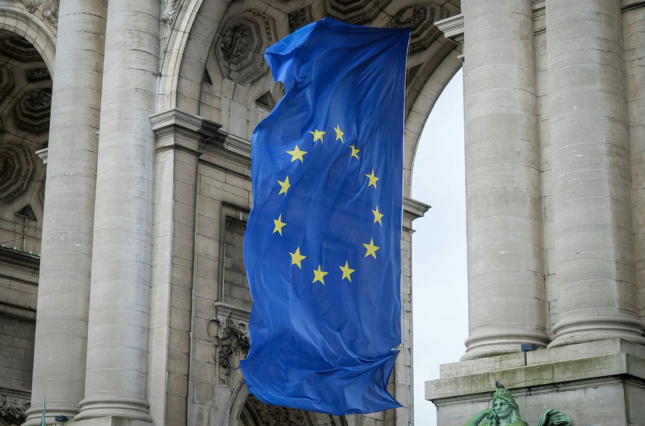 European Commission approves €6.1 billion defence package for Ukraine