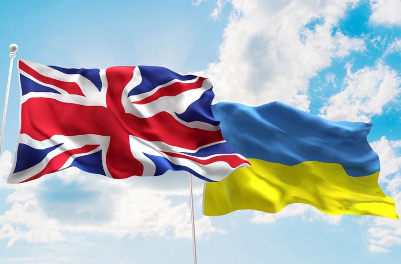 UK expands Russia sanctions targeting shadow fleet and Kremlin networks