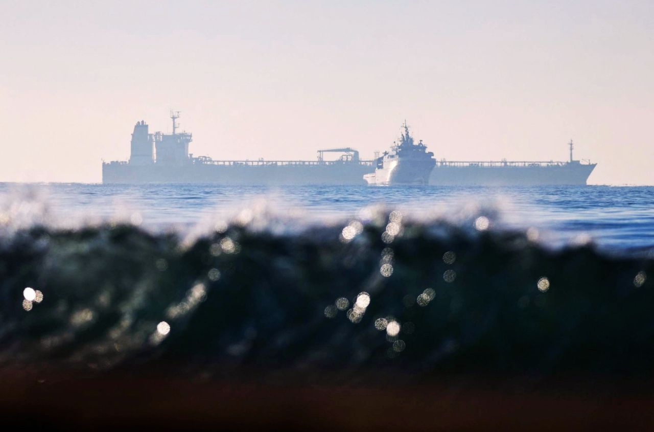 Ukrainian intelligence reveals new details of Russia’s shadow LNG fleet operating routes to China