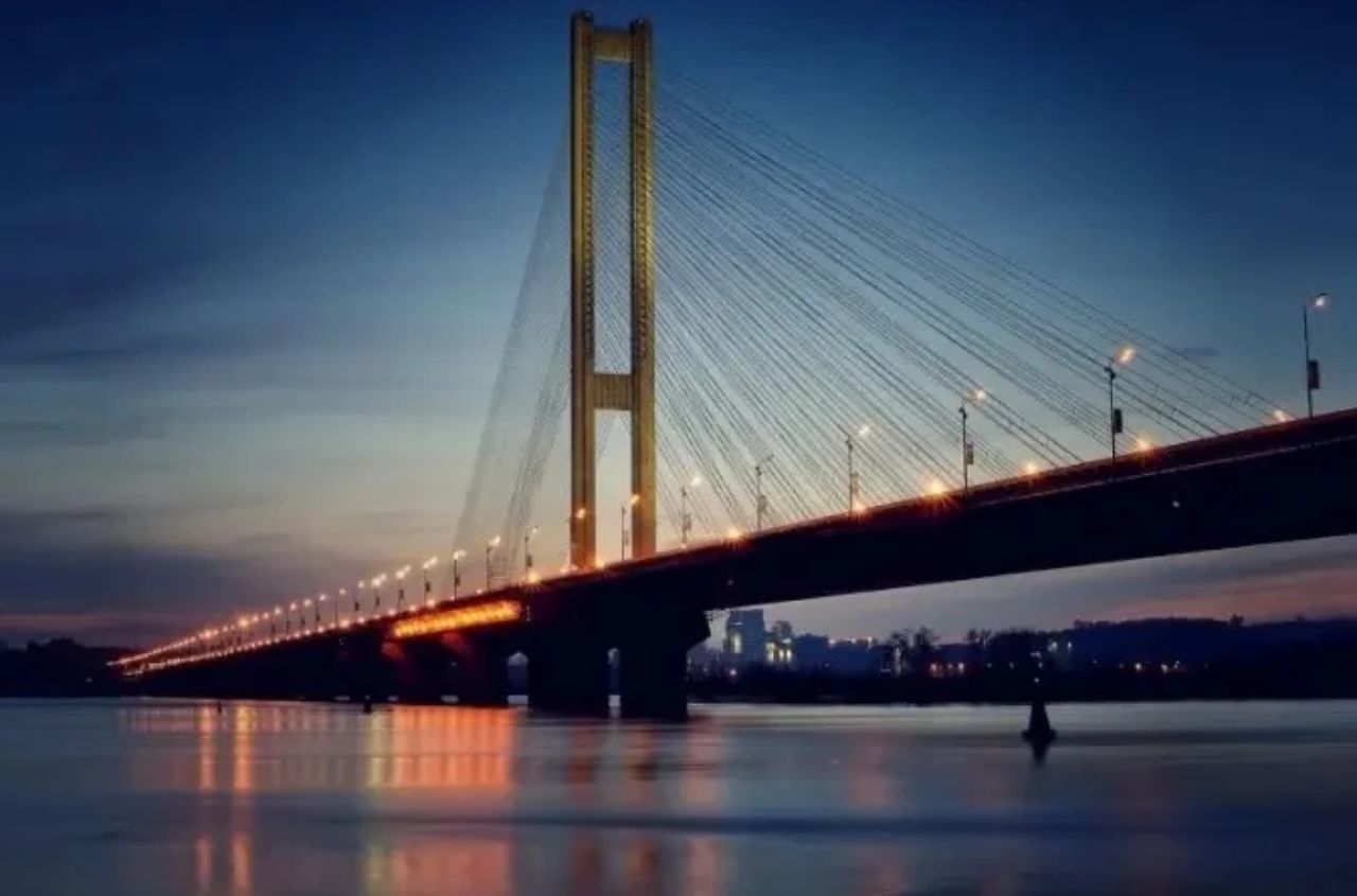 Russian ballistic missile strike damages Kyiv's Pivdennyi Bridge