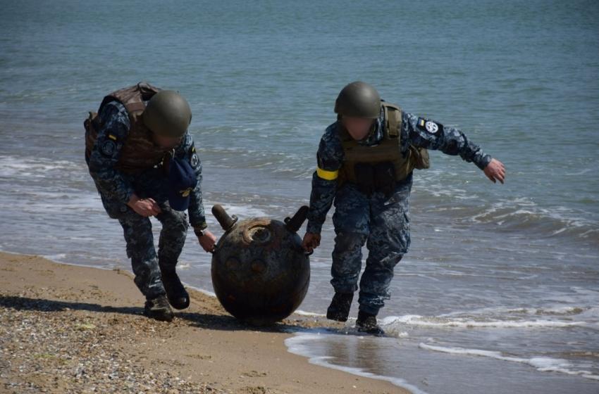 In the sea after a storm, drifting mines are possible