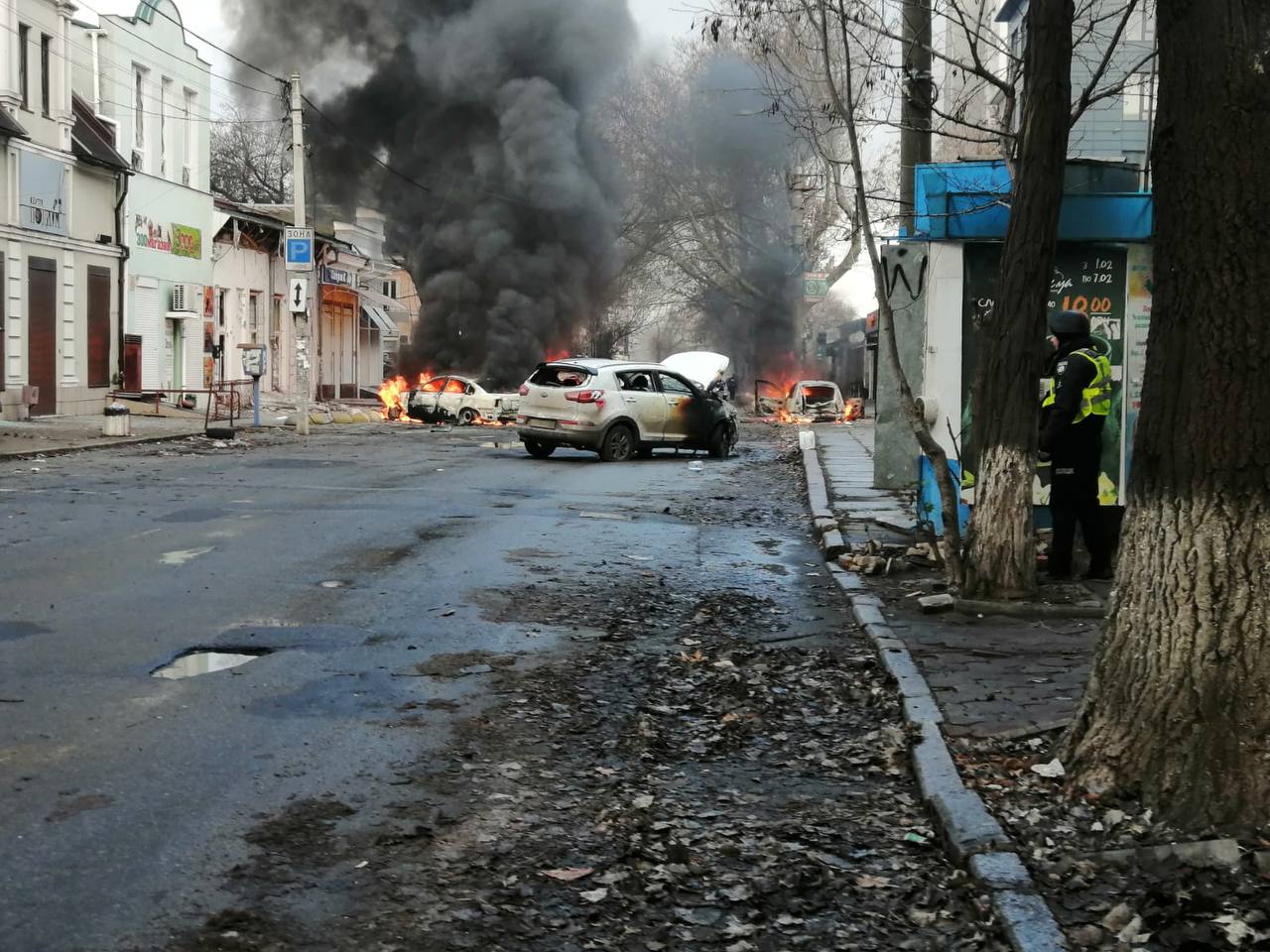The shelling of Kherson: 66 cars were on fire