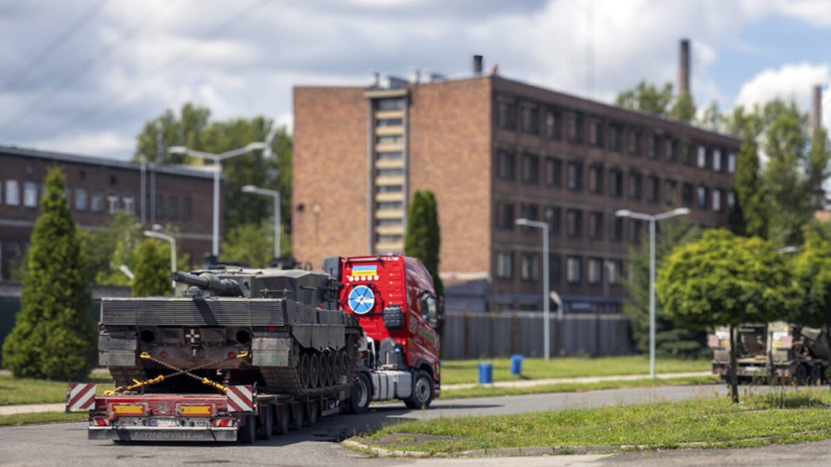 Leopards from Ukraine have arrived in the Polish city of Gliwice for repair works