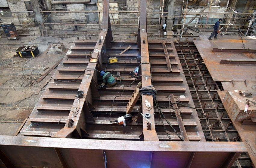Ukrainian shipyard Ocean creates a new dry dock gate
