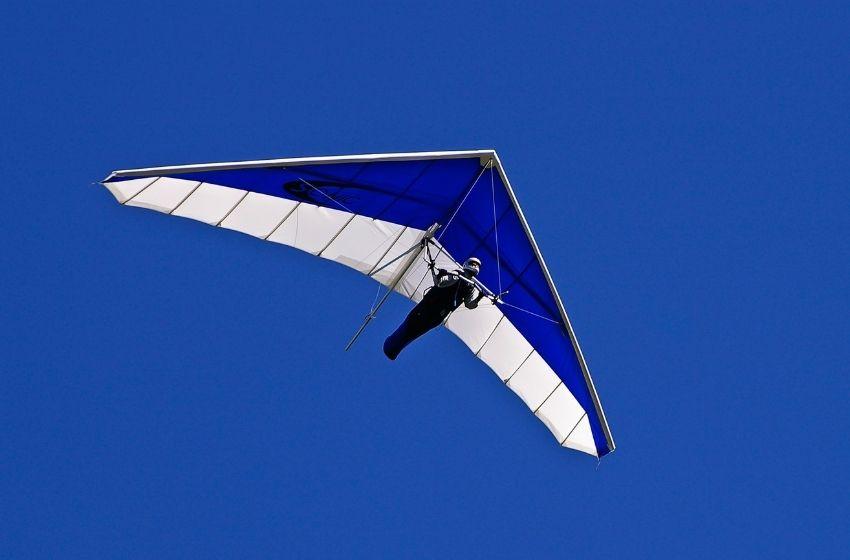 Odessa hang-gliders opened the season