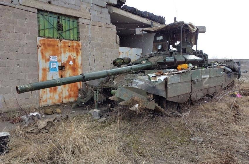 Battles for Mariupol. Ukrainian defenders destroyed the tank company of the invaders
