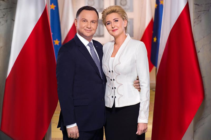 Andrzej Duda delivered children with cancer from Ukraine to Rome on his own presidential plane
