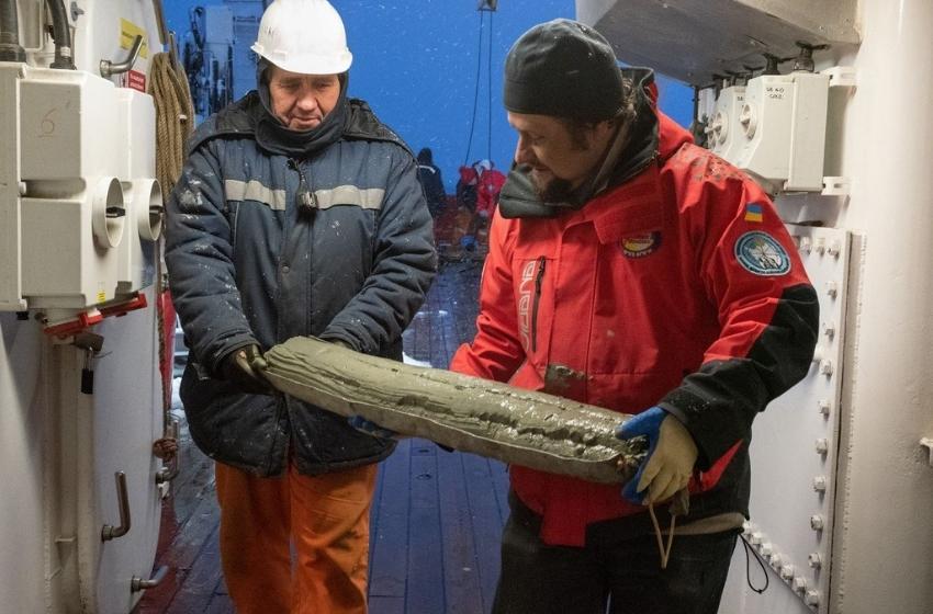 For the first time in 20 years, the Ukrainian expedition took ocean-bottom samples