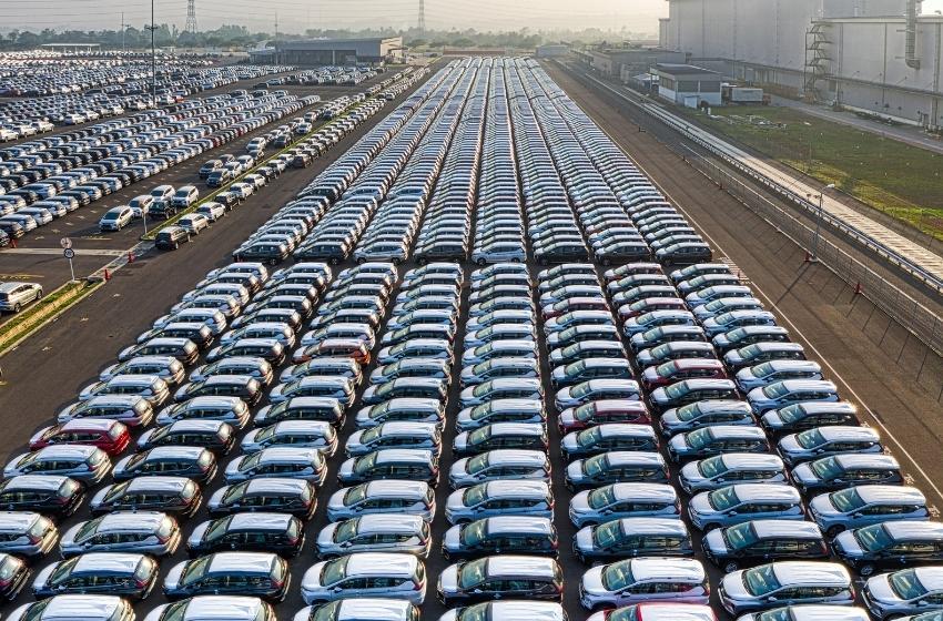 Due to the aggression of the Russian Federation, large car manufacturers are rebuilding logistics