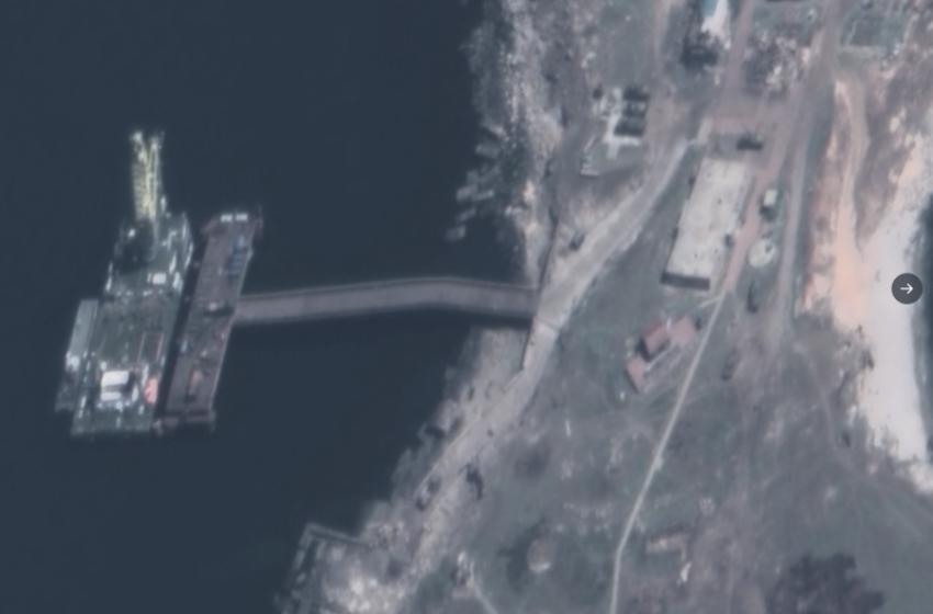 Satellite images of Snake Island was published - Russians accumulate equipment