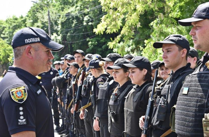 For the period of the summer season in Odessa, temporary police stations resumed their work