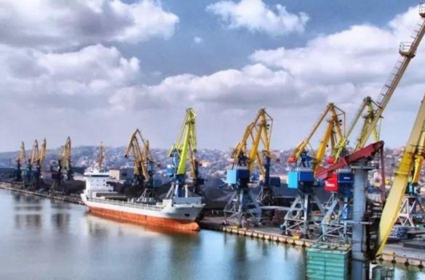 The Russians seized another ship with stolen metal from the port of Mariupol