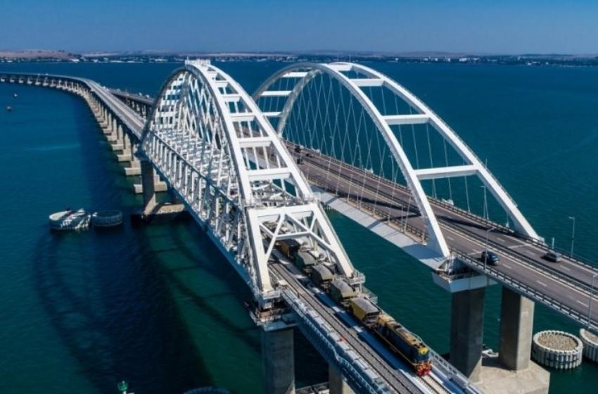 A military expert told how the Kerch bridge could be destroyed