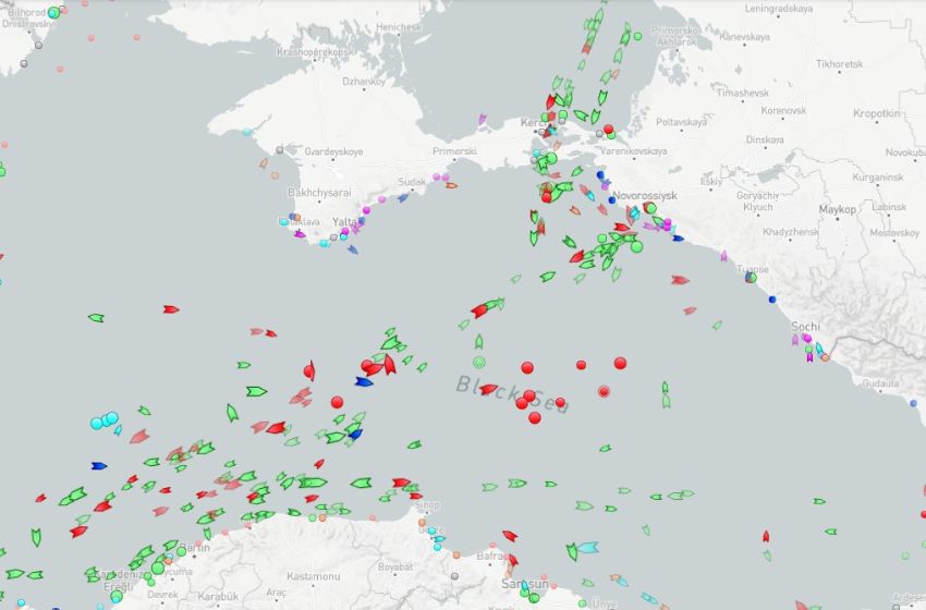 Ukraine has declared the waters of the Black Sea ports belonging to Russia as a zone of military threat