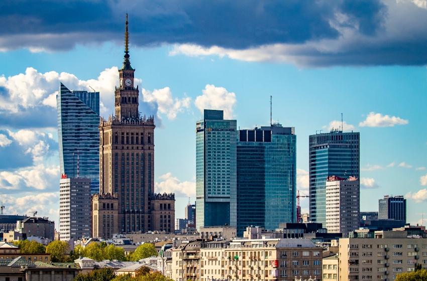 Poland to insure Polish investors and investors from other countries interested in rebuilding Ukraine