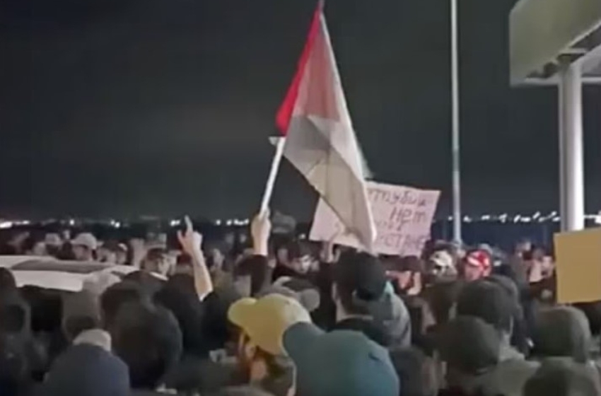 In Dagestan, hundreds of people blocked the airport due to a flight from Israel