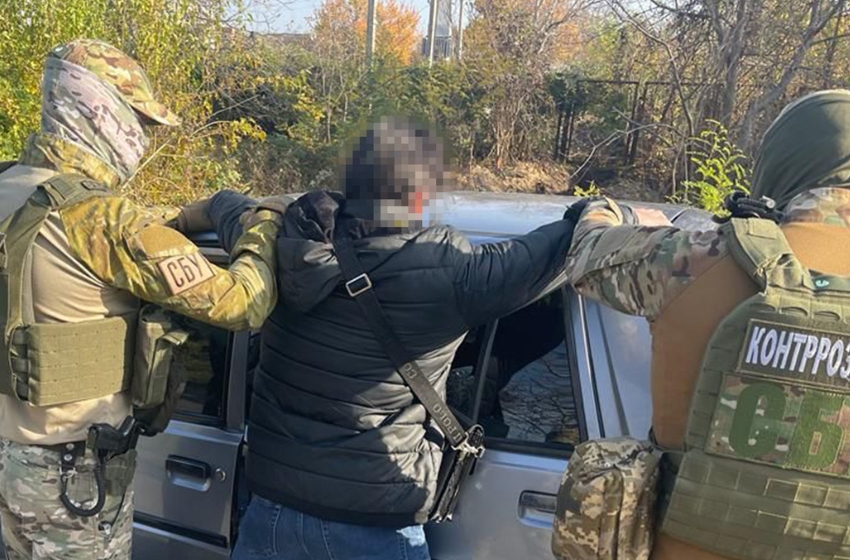 The SSU has detained an "FSB mole" inside the Zaporizhia Regional Administration