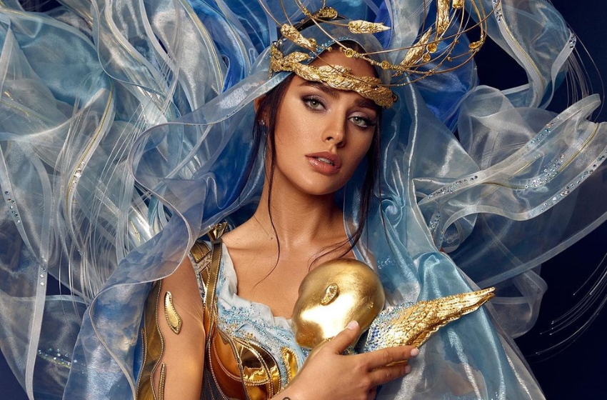 Miss Universe Ukraine creatively presented the national costume