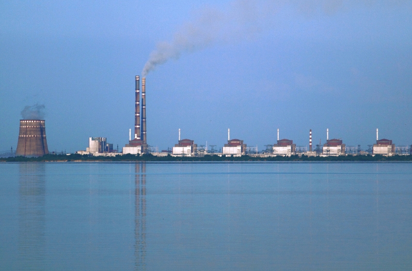 At the Zaporizhzhia Nuclear Power Plant, another blackout occurred: there is a threat to radiation safety