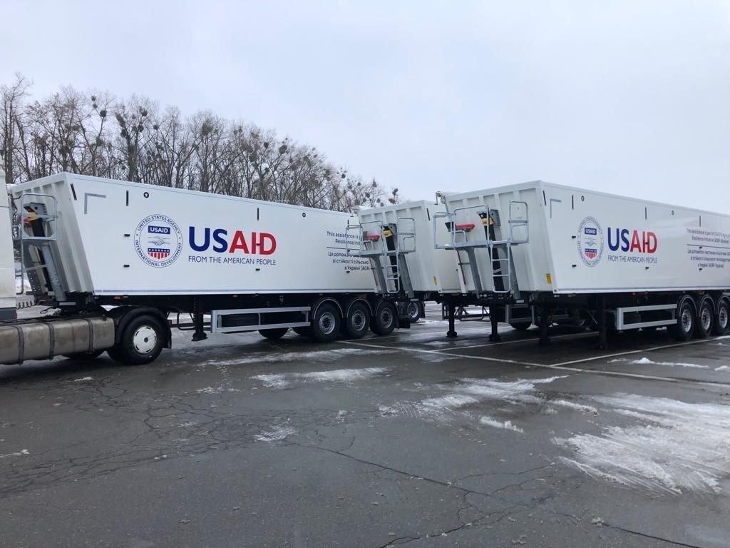 The United States has delivered a grain trucks to Ukraine