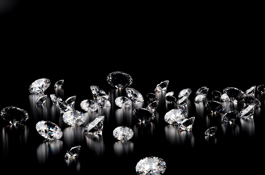 The ban on the import of diamonds from Russia into the European Union has come into effect