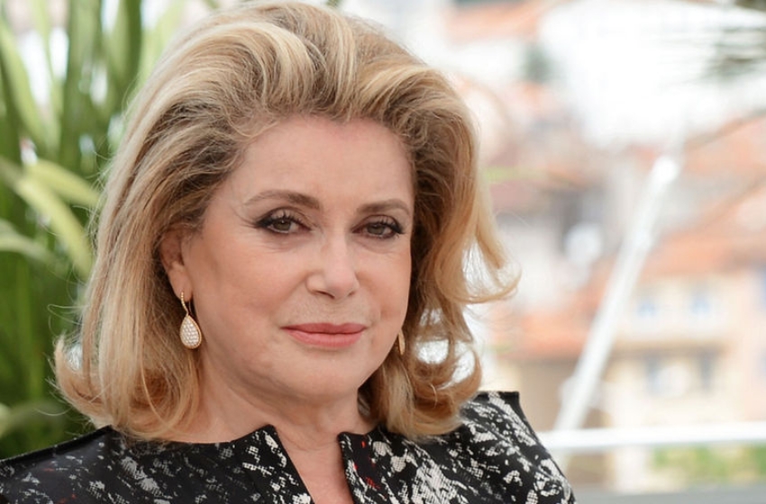 Catherine Deneuve voiced the French collection of Lyubov Yakymchuk's "Apricots of Donbass"