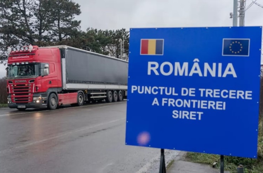 Romanian farmers have resumed blocking border checkpoints with Ukraine